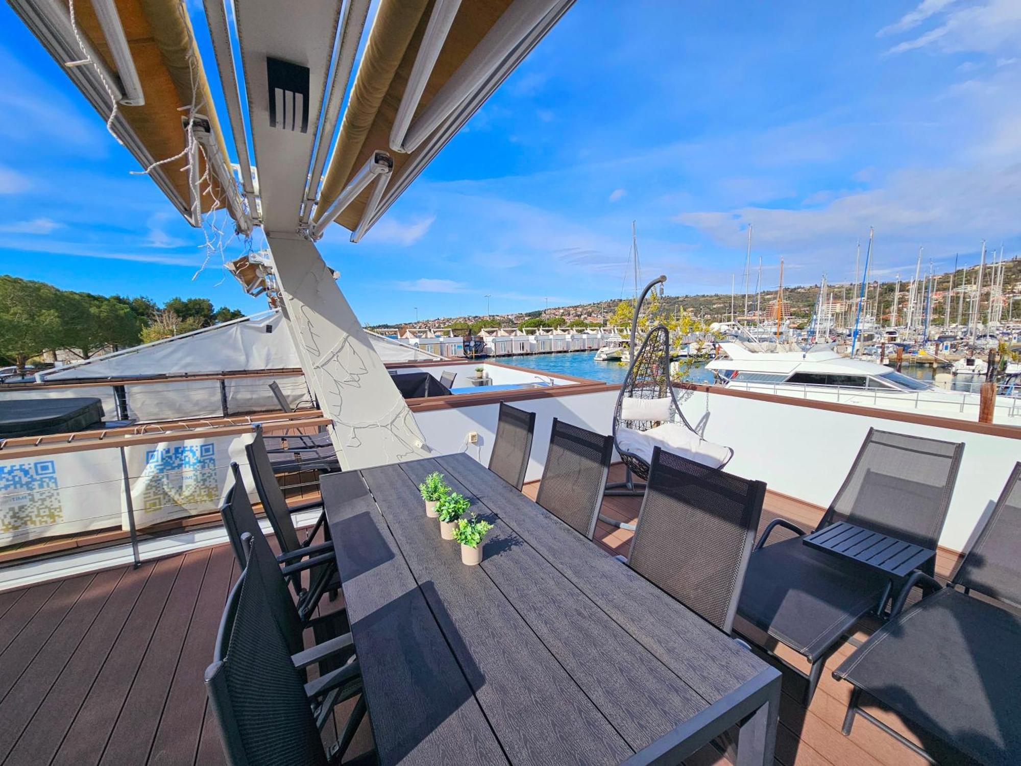 Floating Sea House - Vital Lux ポルトローシュ エクステリア 写真